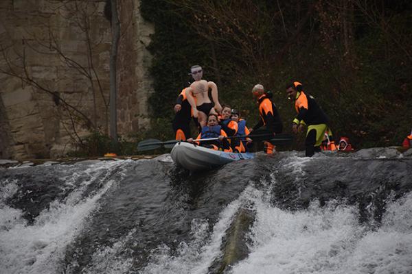 III SAN SILVESTRE EN PIRAGUA: UNA FIESTA PARA DESPEDIR EL AÑO