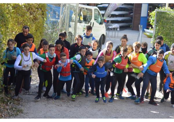 DIVERTIDA PRUEBA DE PIRAGUA CROSS