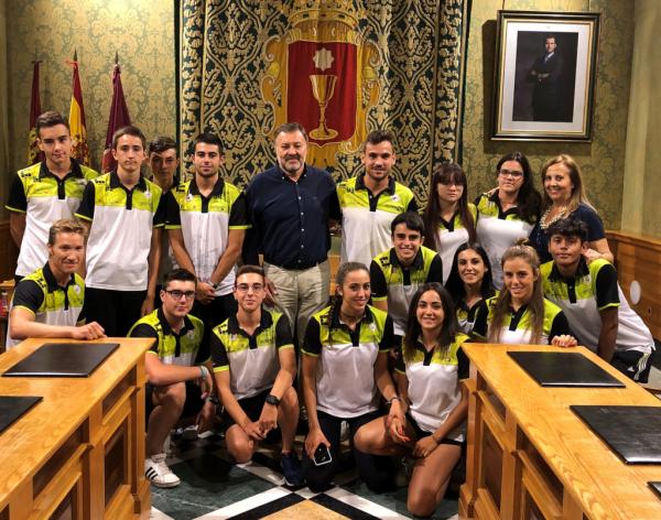 EL ALCALDE FELICITA AL CUENCA CON CARÁCTER POR LA CLASIFICACIÓN PARA EL MUNDIAL