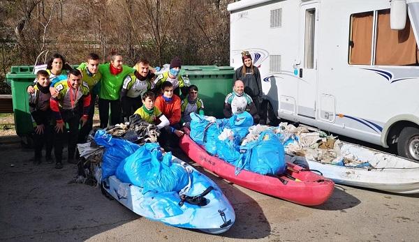 NUESTROS SOCIOS SE UNEN A LA LIMPIEZA DEL RÍO JÚCAR